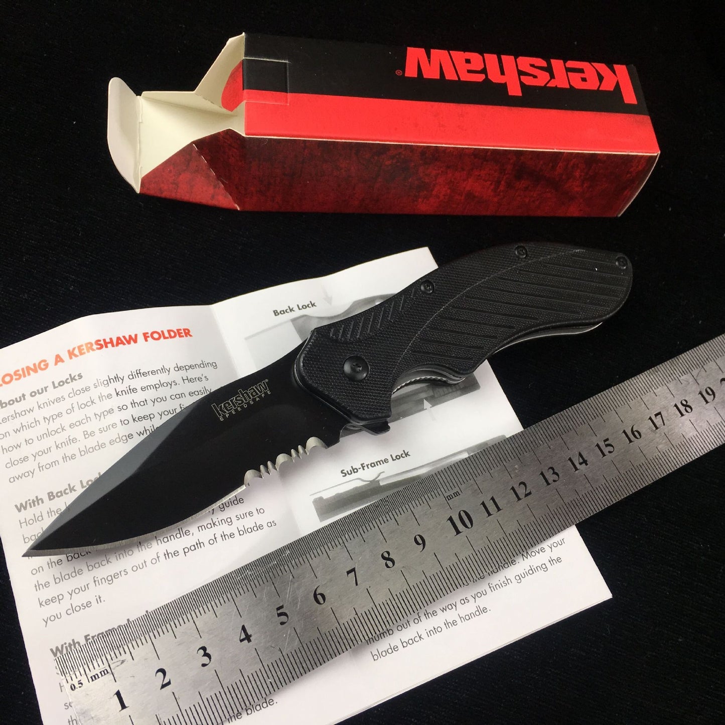 High Hardness 8CR13MOV Outdoor Survival Folding Knife